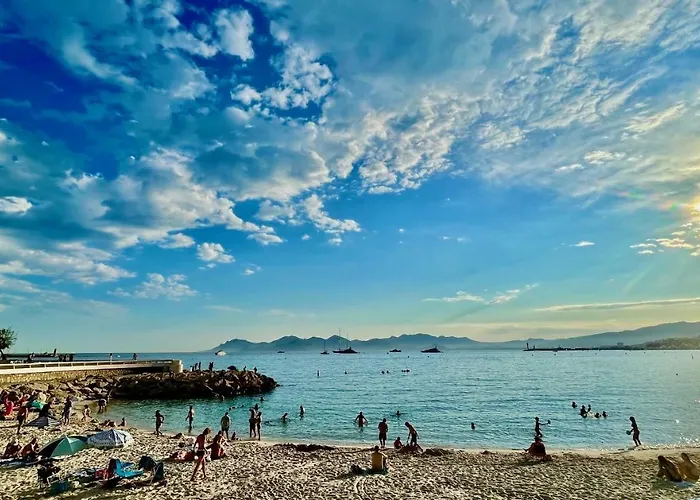 Ideal For Congresses Or Holidays Cannes